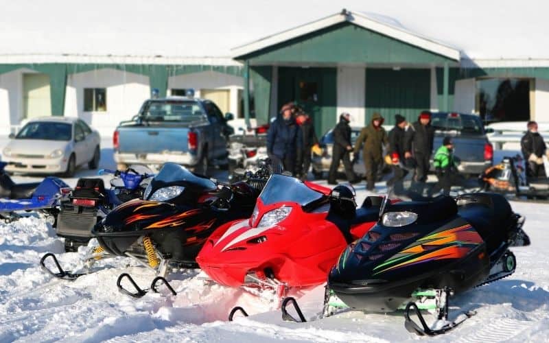 Fan-cooled vs. Liquid-cooled snowmobiles for ice fishing