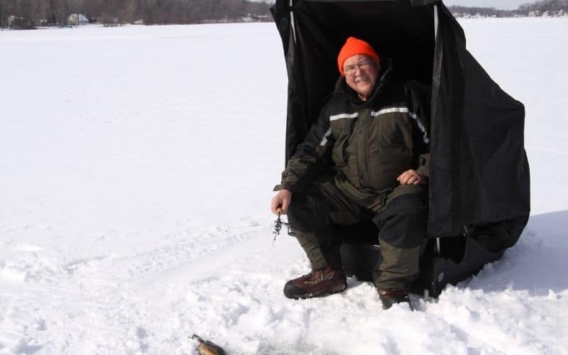 go to the bathroom when ice fishing